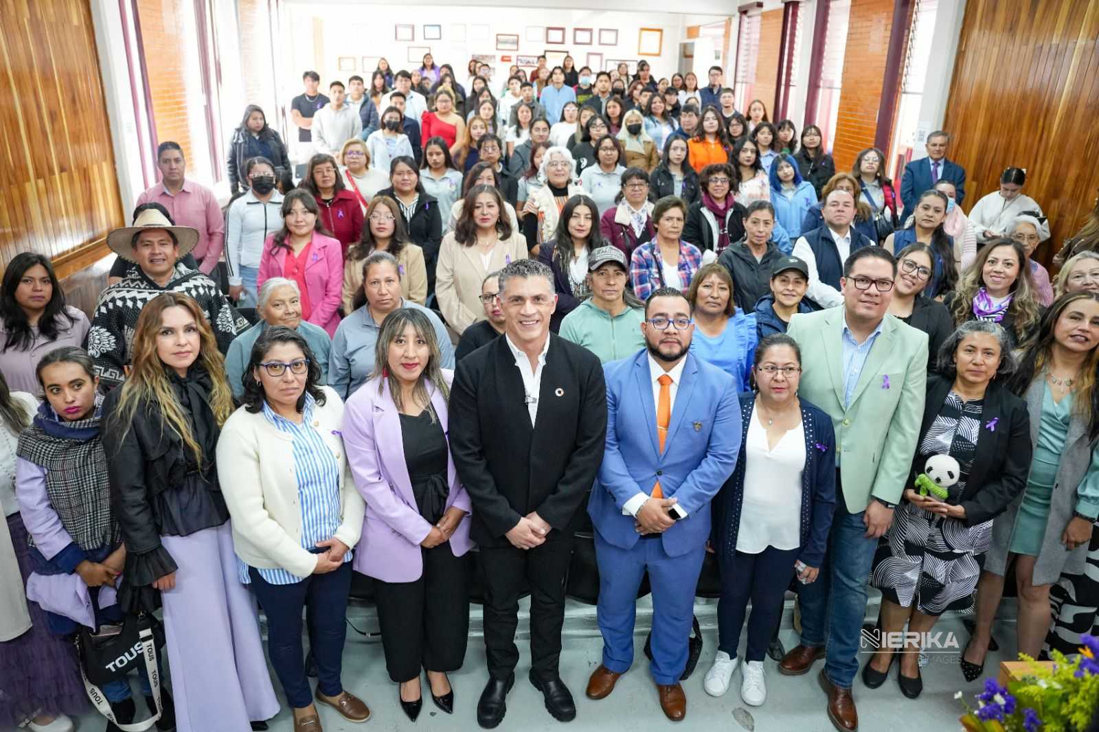 ”CUANDO LAS MUJERES EMPRENDEN, LAS ECONOMÍAS CRECEN Y LAS SOCIEDADES AVANZAN”: ALFONSO SÁNCHEZ GARCÍA