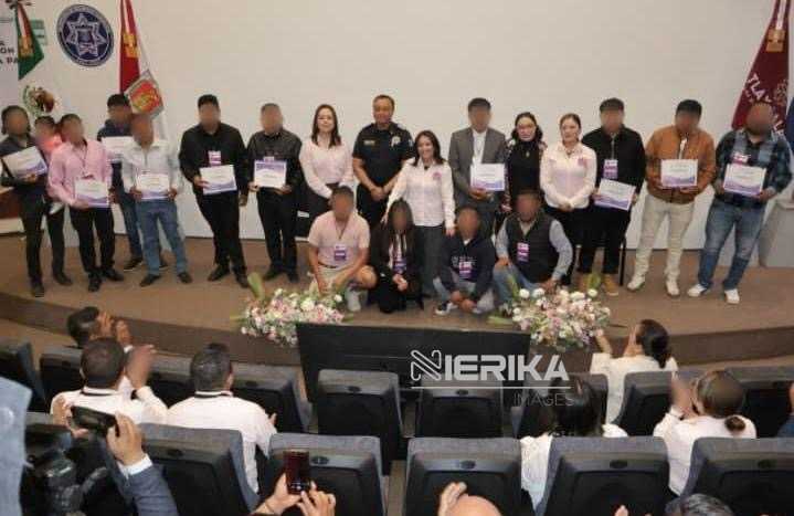 RECONSTRUYEN SU CAMINO 27 JÓVENES: SE GRADÚA LA PRIMERA GENERACIÓN DE “RECONECTA CON LA PAZ” EN TLAXCALA*