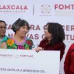 ENTREGA GOBERNADORA 65 CRÉDITOS DEL FOMTLAX; GENERAN BIENESTAR PARA 200 FAMILIAS