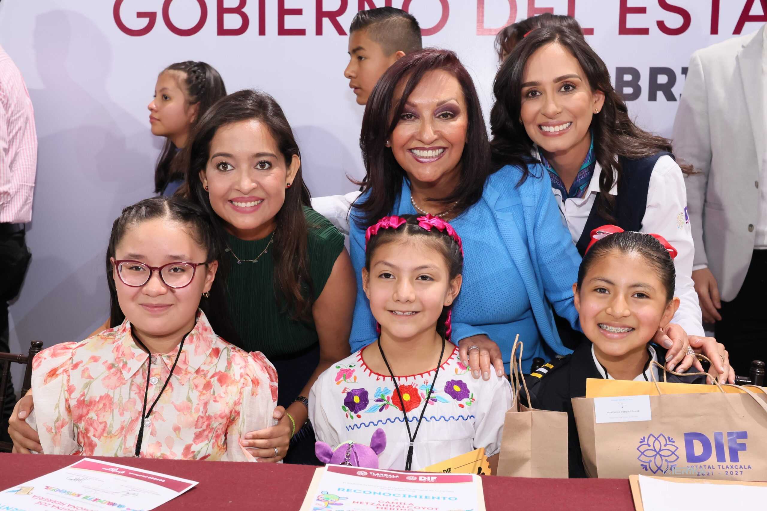 CELEBRA TLAXCALA JUNTA DE GABINETE INFANTIL EN PALACIO DE GOBIERNO.