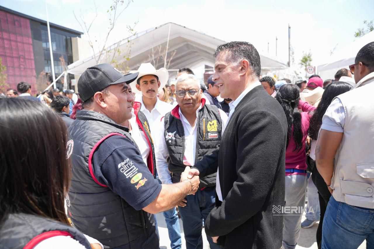 El presidente municipal de Tlaxcala, Alfonso Sánchez García, asistió este día a la inauguración del Polo de Desarrollo Económico para el Bienestar en el municipio de Huamantla