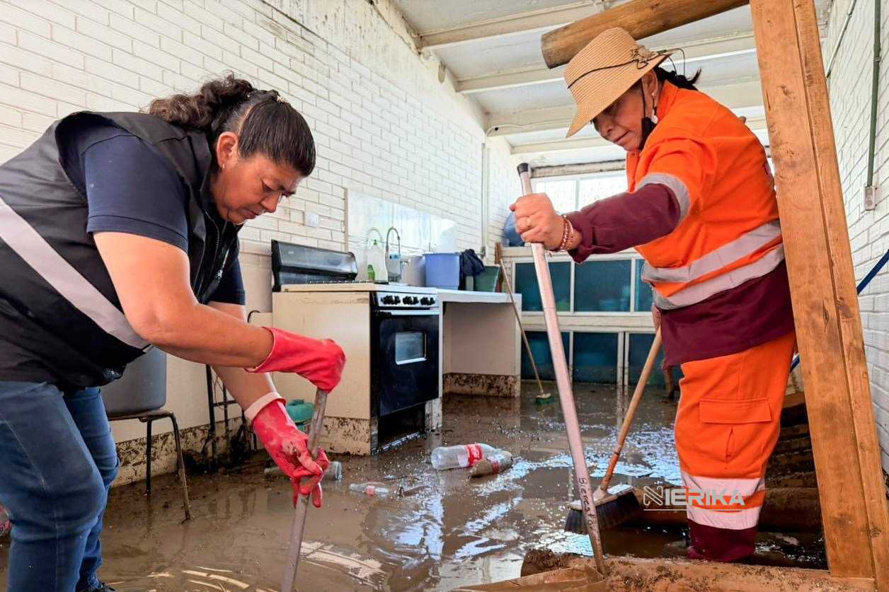 GOBIERNO DE ALFONSO SÁNCHEZ GARCÍA ESCUCHA Y RESUELVE AFECTACIONES EN KINDER “ENRIQUE PESTALOZZI” TRAS GRANIZO Y LLUVIA