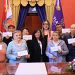 ADULTOS MAYORES VIAJARÁN A E.E.U.U. PARA REENCONTRARSE CON SUS HIJOS CON APOYO DEL GOBIERNO ESTATAL.