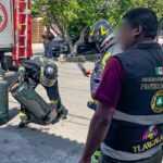 Protección Civil, Policía Municipal y la Policía Estatal trabajan para sofocar el fuego de una vivienda en Acuitlapilco