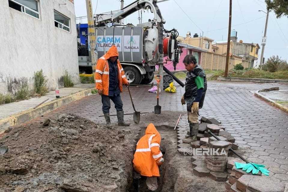 REFUERZA CAPAM ATENCIÓN A LA RED HIDRÁULICA EN LOMA BONITA PARA MEJORAR EL SERVICIO DE AGUA POTABLE EN LA CAPITAL
