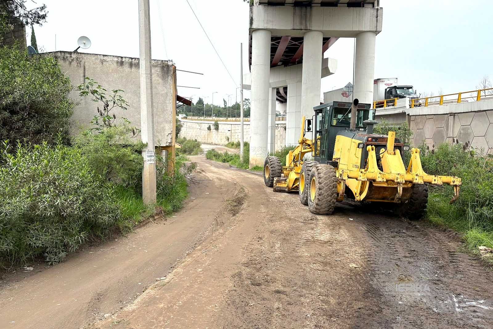 GOBIERNO DE ALFONSO SÁNCHEZ GARCÍA DA MANTENIMIENTO A CALLE REVOLUCIÓN EN SAN ESTEBAN TIZATLÁN
