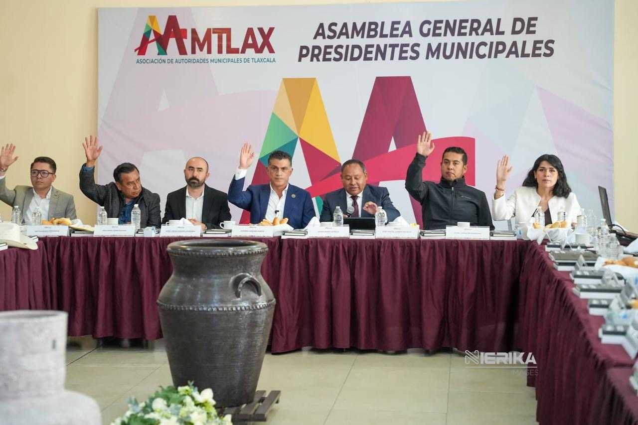 ALFONSO SÁNCHEZ GARCÍA IMPULSA AGENDA MUNICIPAL CON ENFOQUE AMBIENTAL Y DE UNIDAD EN CUARTA SESIÓN DE LA AAMTLAX