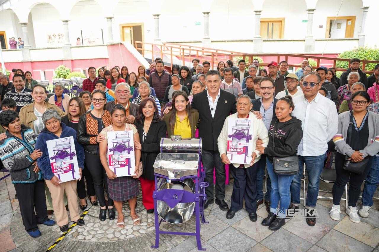 CON ENTREGA DE MOLINOS SE RECONOCE LAS RAÍCES, TRADICIONES Y VALORES QUE FORMAN PARTE DE LA VIDA DE LAS COMUNIDADES: ALFONSO SÁNCHEZ