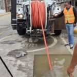 ATIENDE AYUNTAMIENTO DE TLAXCALA RED DE DRENAJE EN LA CALLE FRANCISCO I. MADERO DE ACUITLAPILCO