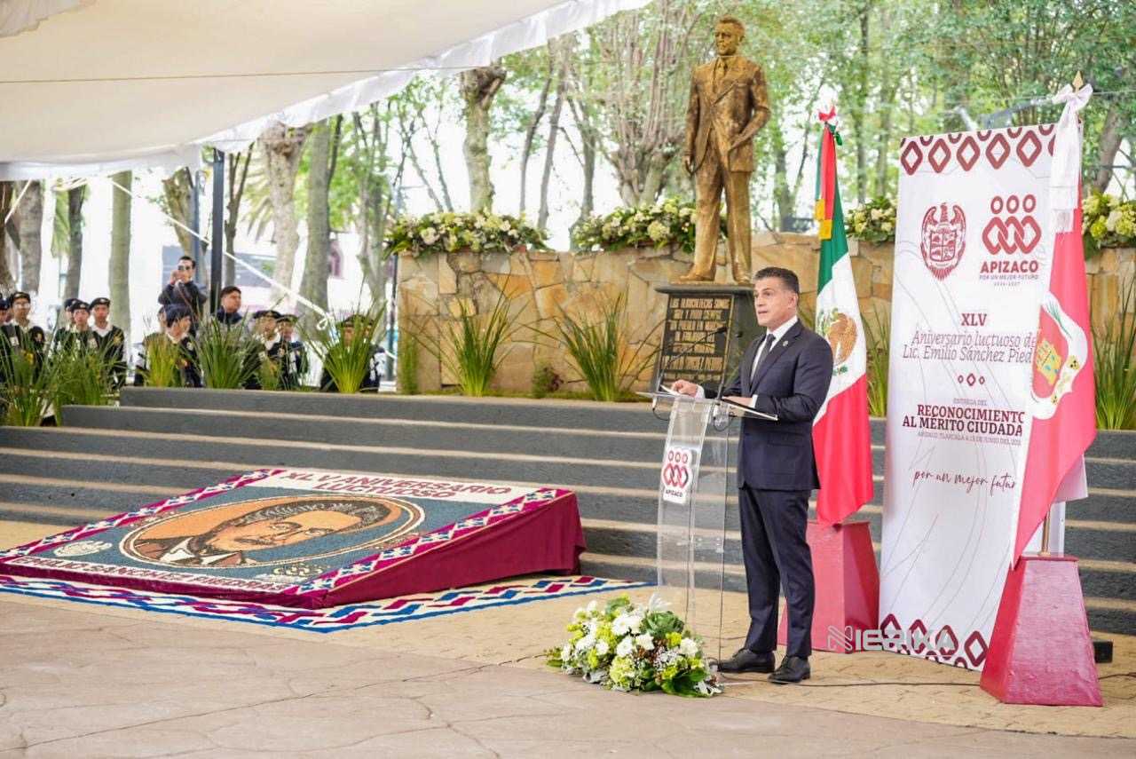 «A 45 AÑOS DE SU PARTIDA, EL LEGADO DE EMILIO SÁNCHEZ PIEDRAS SIGUE VIGENTE COMO EJEMPLO DE VISIÓN Y FUTURO”: ALFONSO SÁNCHEZ GARCÍA