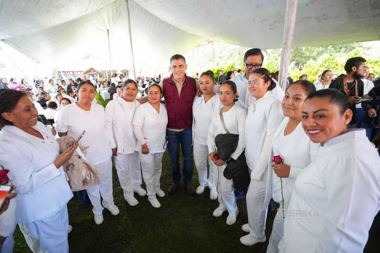 Alfonso Sánchez García fue invitado por la comunidad médica