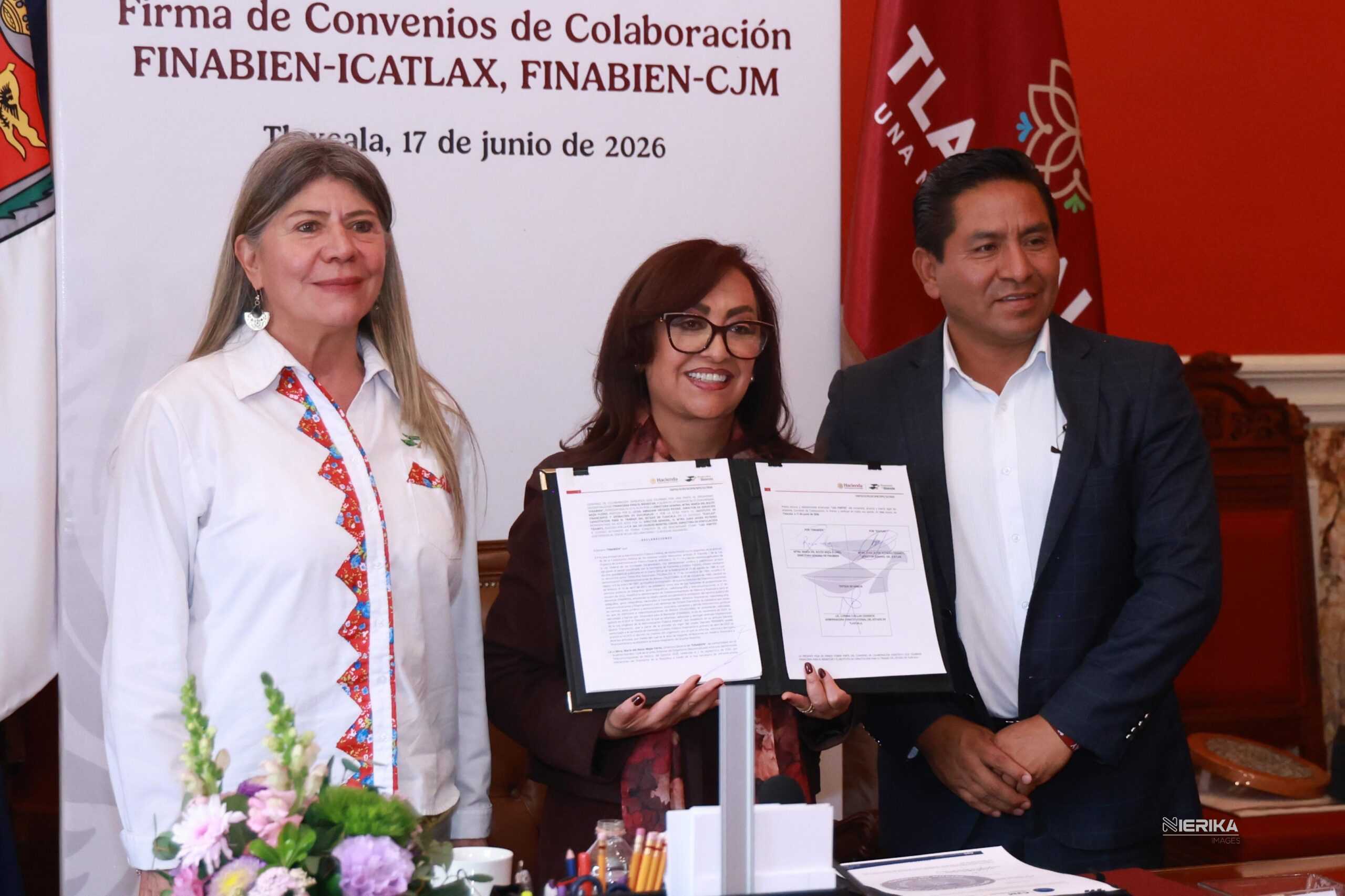 FIRMA GOBIERNO DE TLAXCALA CONVENIOS CON FINABIEN PARA IMPULSAR AUTONOMÍA ECONÓMICA DE MUJERES
