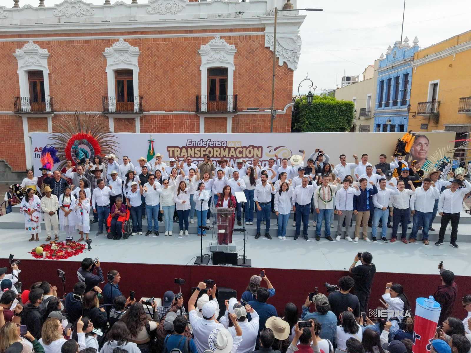 LORENA CUÉLLAR ENCABEZA CAMINATA POR LA SOBERANÍA NACIONAL