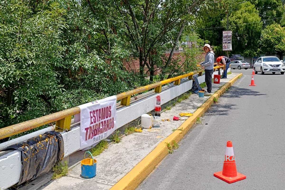 Brigadas de “Más Territorio” atienden afectaciones por lluvias en Ixtulco y balizan puente La Garita