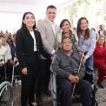 Gobierno estatal fortalece la inclusión con entrega de 240 sillas de ruedas a personas con discapacidad
