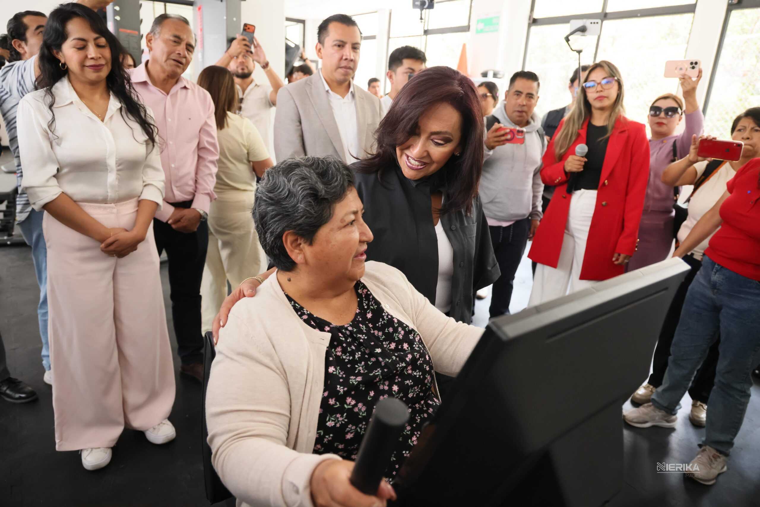 INAUGURA LORENA CUÉLLAR NUEVO EDIFICIO DE LA UBR DE PAPALOTLA Y ANUNCIA EQUIPAMIENTO