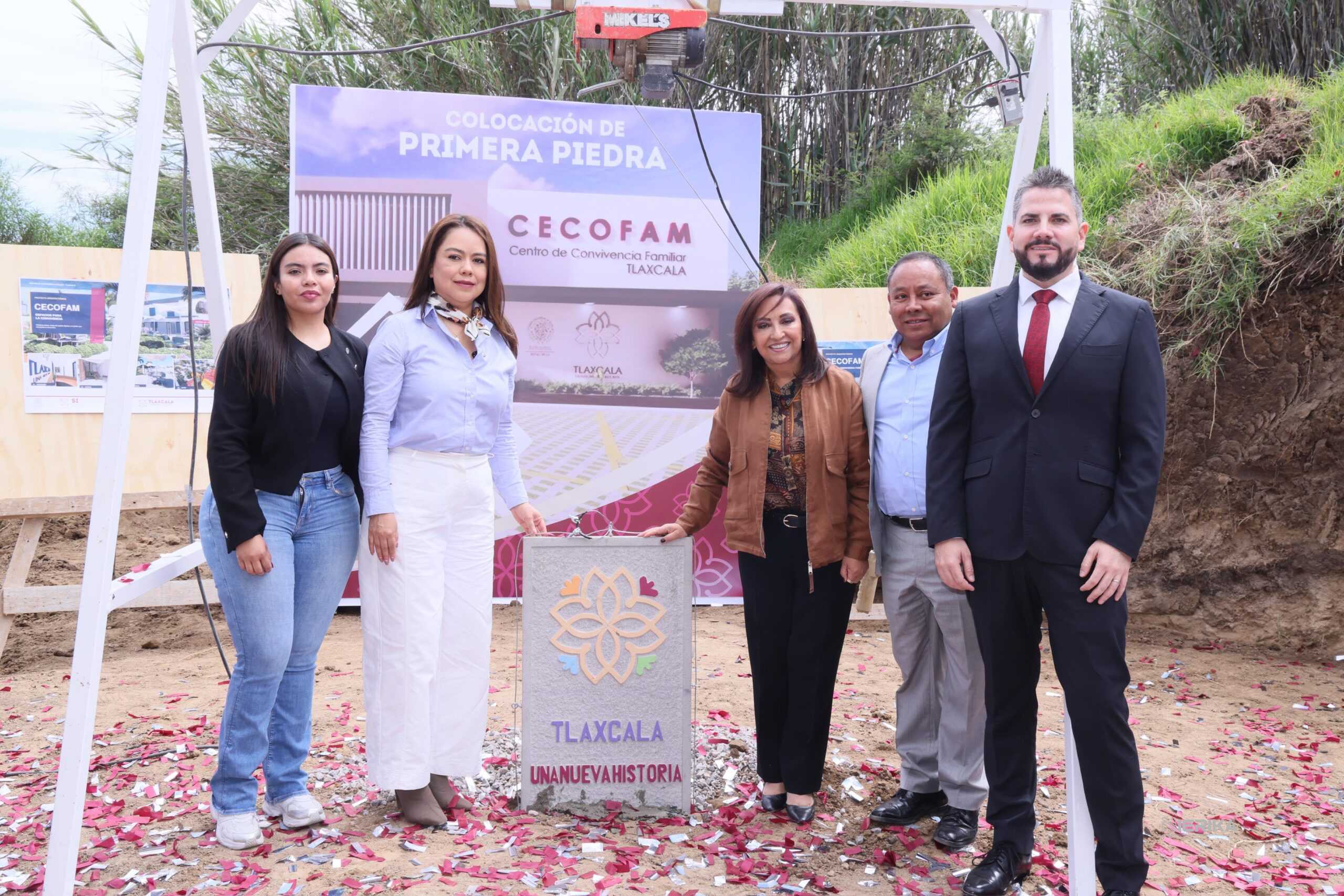 COLOCA GOBERNADORA PRIMERA PIEDRA DEL CECOFAM EN CIUDAD JUDICIAL