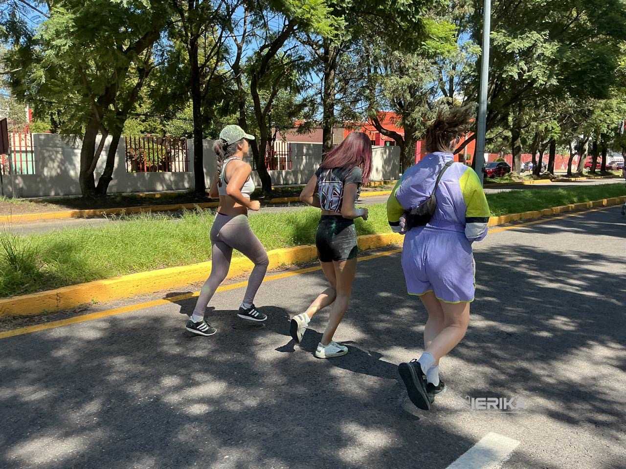CON ACTIVIDADES COMO CAMINAR, CORRER Y CONVIVIR SE VIVEN LOS DOMINGOS EN “MUÉVETE TLAXCALA”