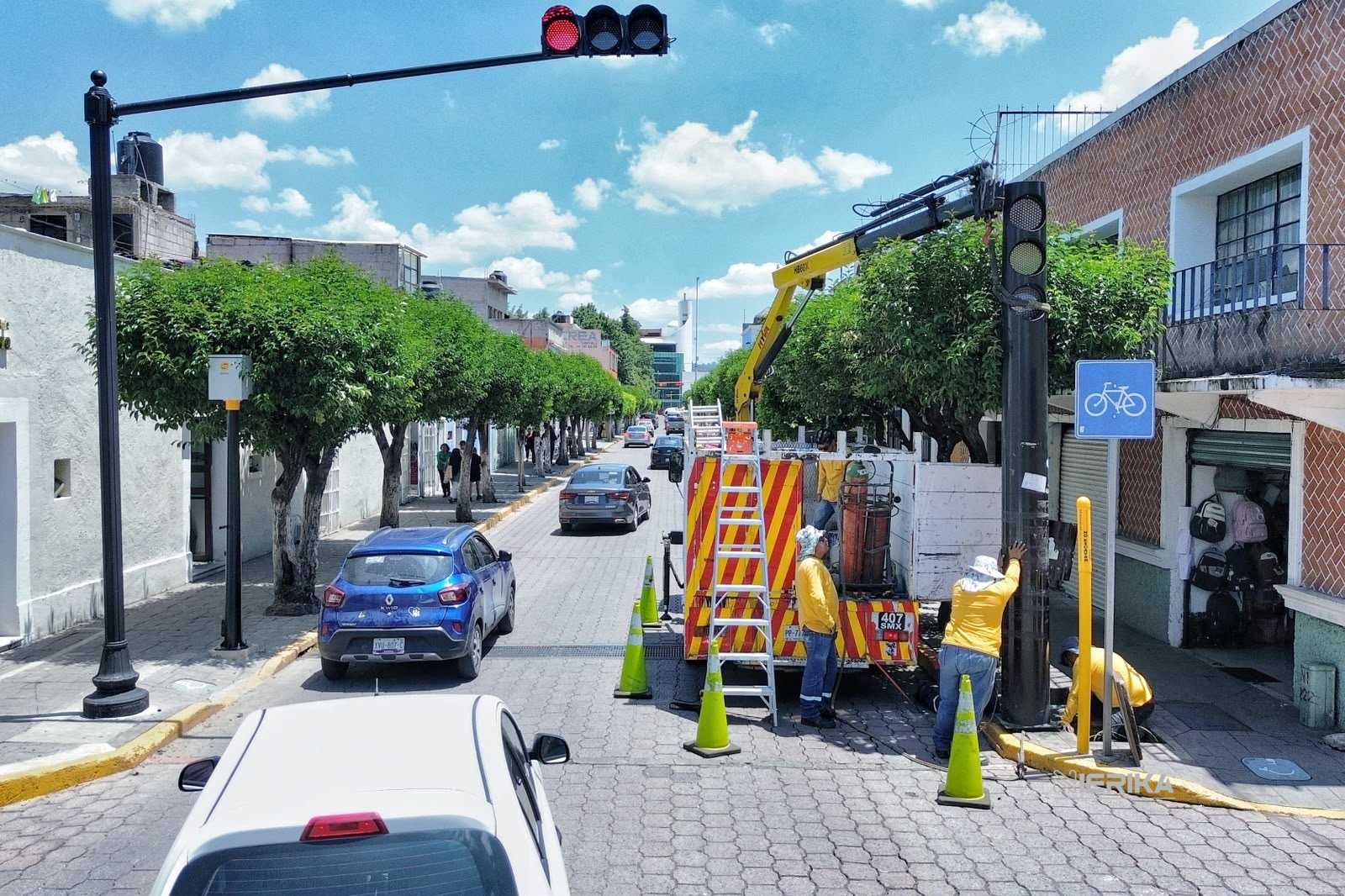 GRACIAS A GESTIÓN DE ALFONSO SÁNCHEZ GARCÍA ANTE LA SMYT AYUNTAMIENTO DE TLAXCALA INICIA LA MODERNIZACIÓN DE SEMÁFOROS