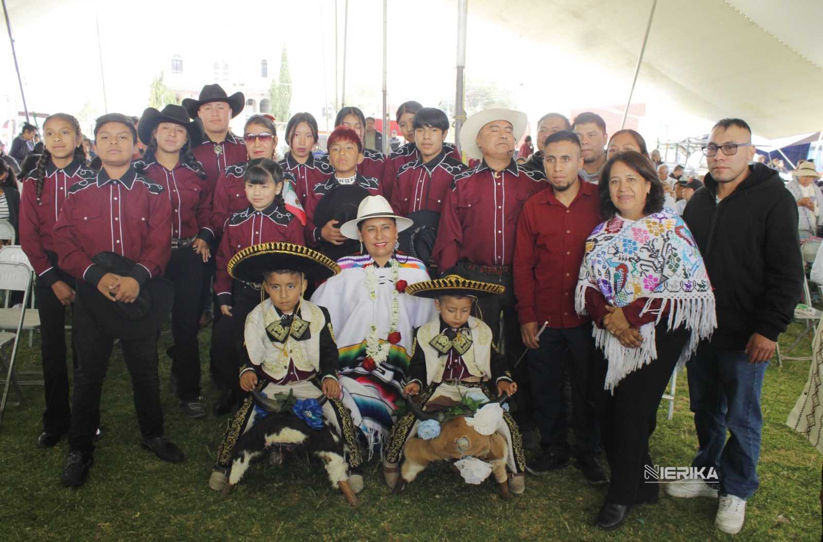 Entre raíces, tradición y esperanza, San Isidro Buensuceso respalda a Ana Lilia Rivera
