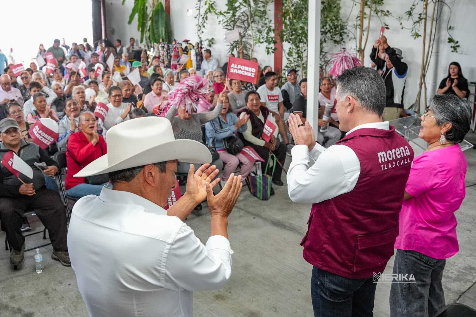 Invaluable labor de quienes construyeron Tlaxcala: Alfonso Sánchez; suma el respaldo de adultos mayores