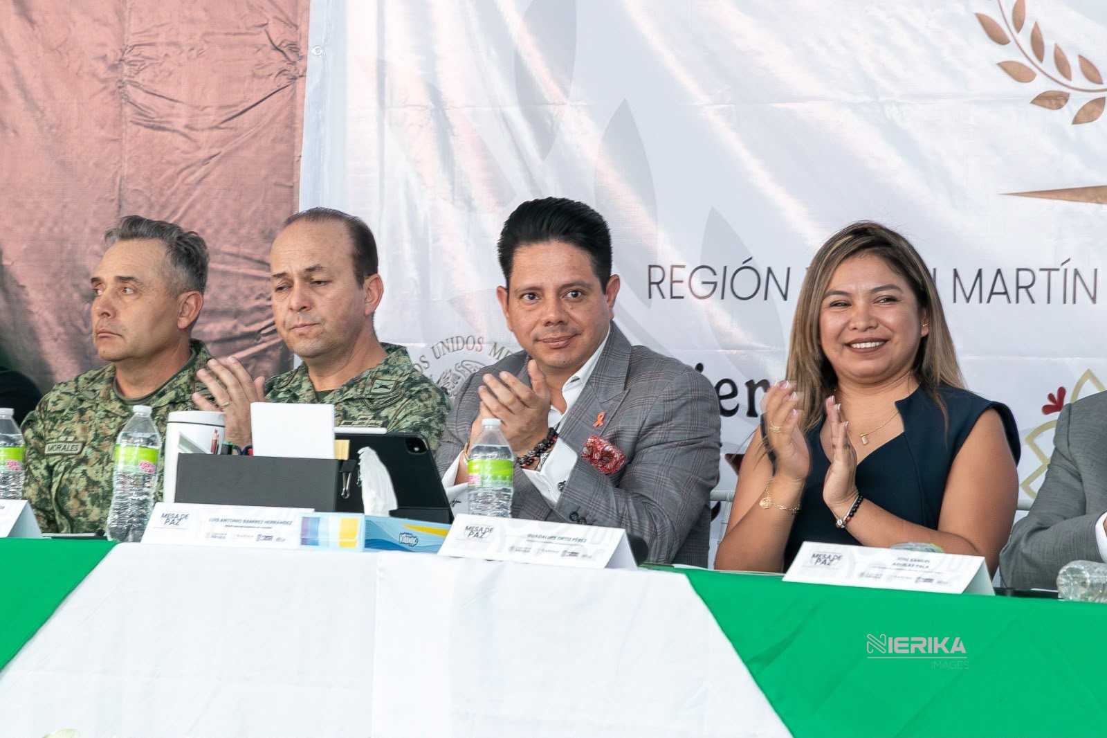 IMPULSAN AUTORIDADES DE TLAXCALA Y PUEBLA ESTRATEGIA CONJUNTA DE SEGURIDAD EN MESA DE PAZ INTERREGIONAL.
