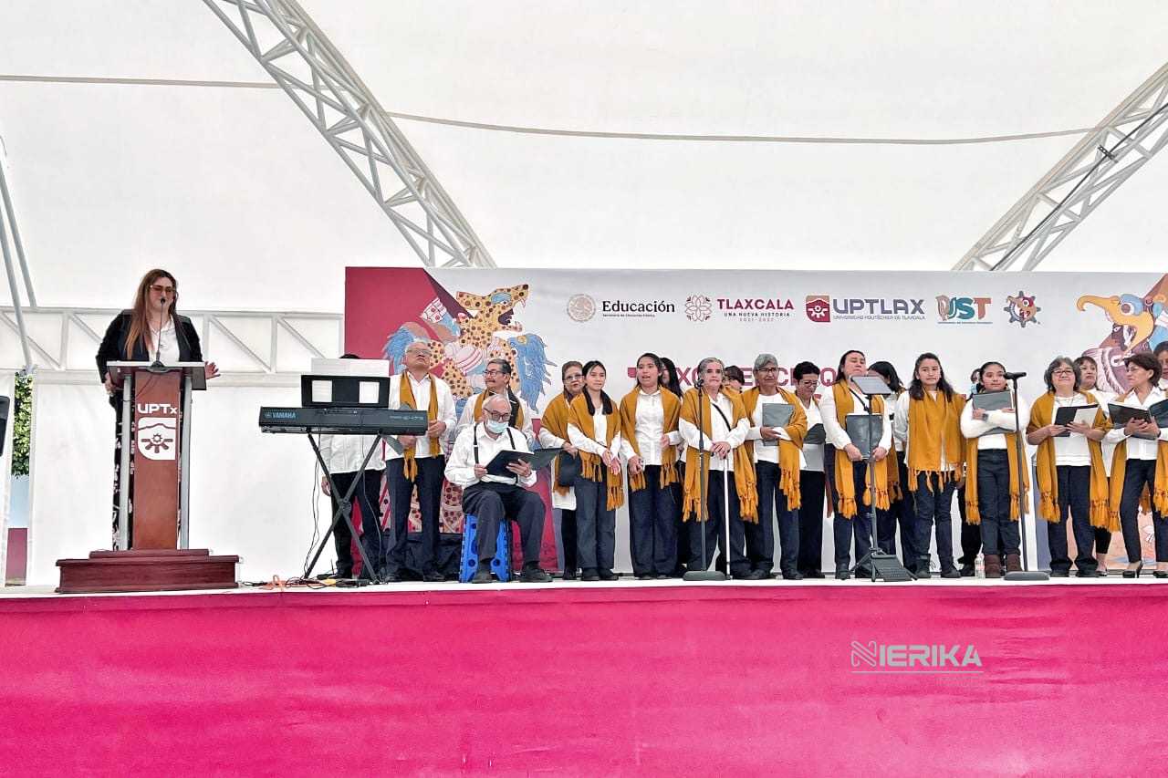 EL CORO DE LA CIUDAD DE TLAXCALA LLEVA SU EMOTIVO CANTO A LA UNIVERSIDAD POLITÉCNICA DE TLAXCALA