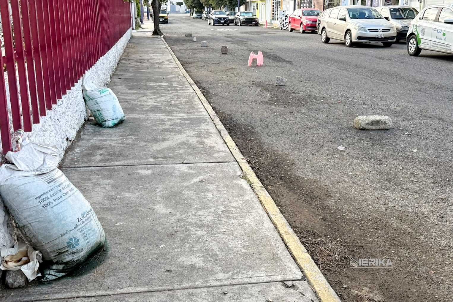 PROMUEVE POLICÍA DE LA CAPITAL EL ORDEN EN LA VÍA PÚBLICA CON RETIRO DE APARTADOS Y PROXIMIDAD SOCIAL