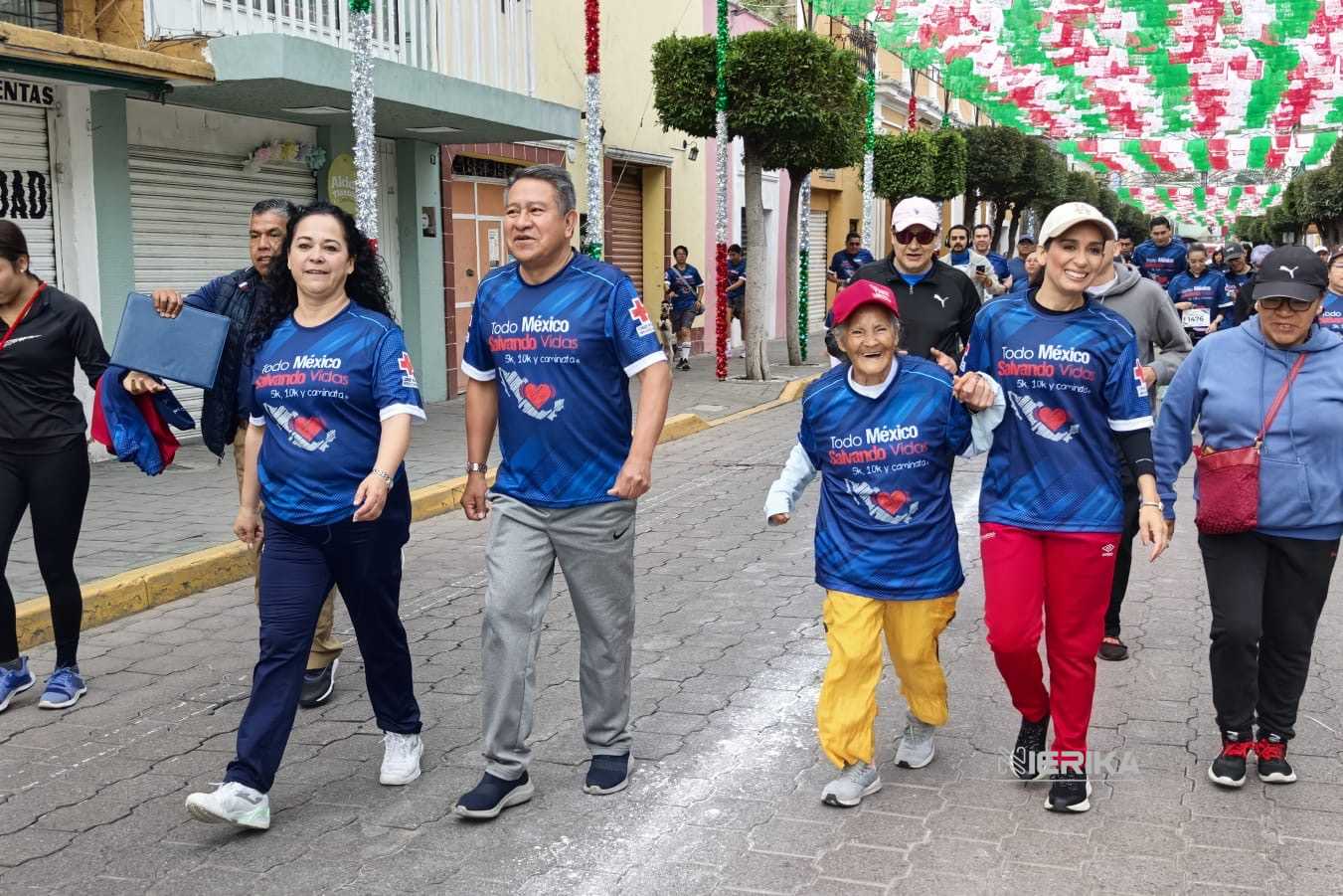ALCALDE CARLOS LÓPEZ SUÁREZ DIO ARRANQUE A LA CARRERA “TODO MÉXICO SALVANDO VIDAS” EN LA CAPITAL