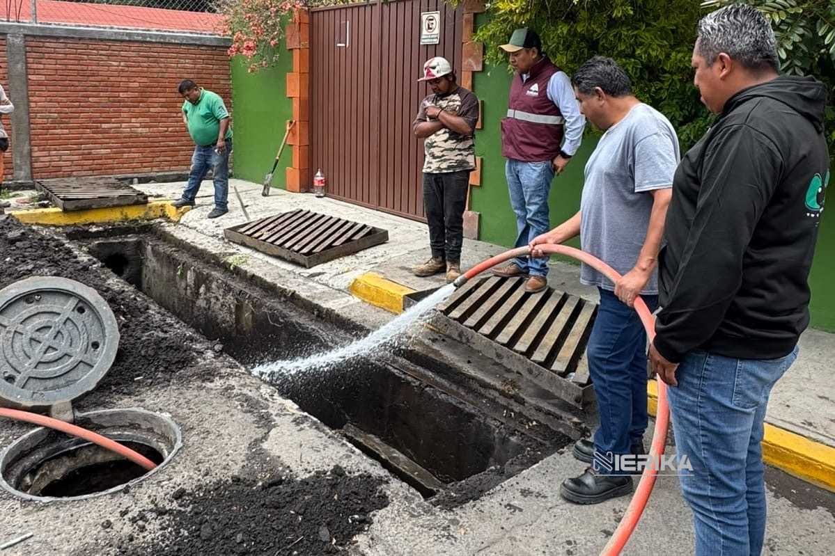 GOBIERNO MUNICIPAL DE TLAXCALA ATIENDE DESAZOLVE DE DRENAJE Y REJILLAS PLUVIALES EN TLAPANCALCO
