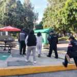 SOLICITAN MUJER Y SUS HIJOS APOYO EN CABINA DE AUXILIO Y ELEMENTOS DE SEGURIDAD DE LA CAPITAL BRINDAN ATENCIÓN OPORTUNA