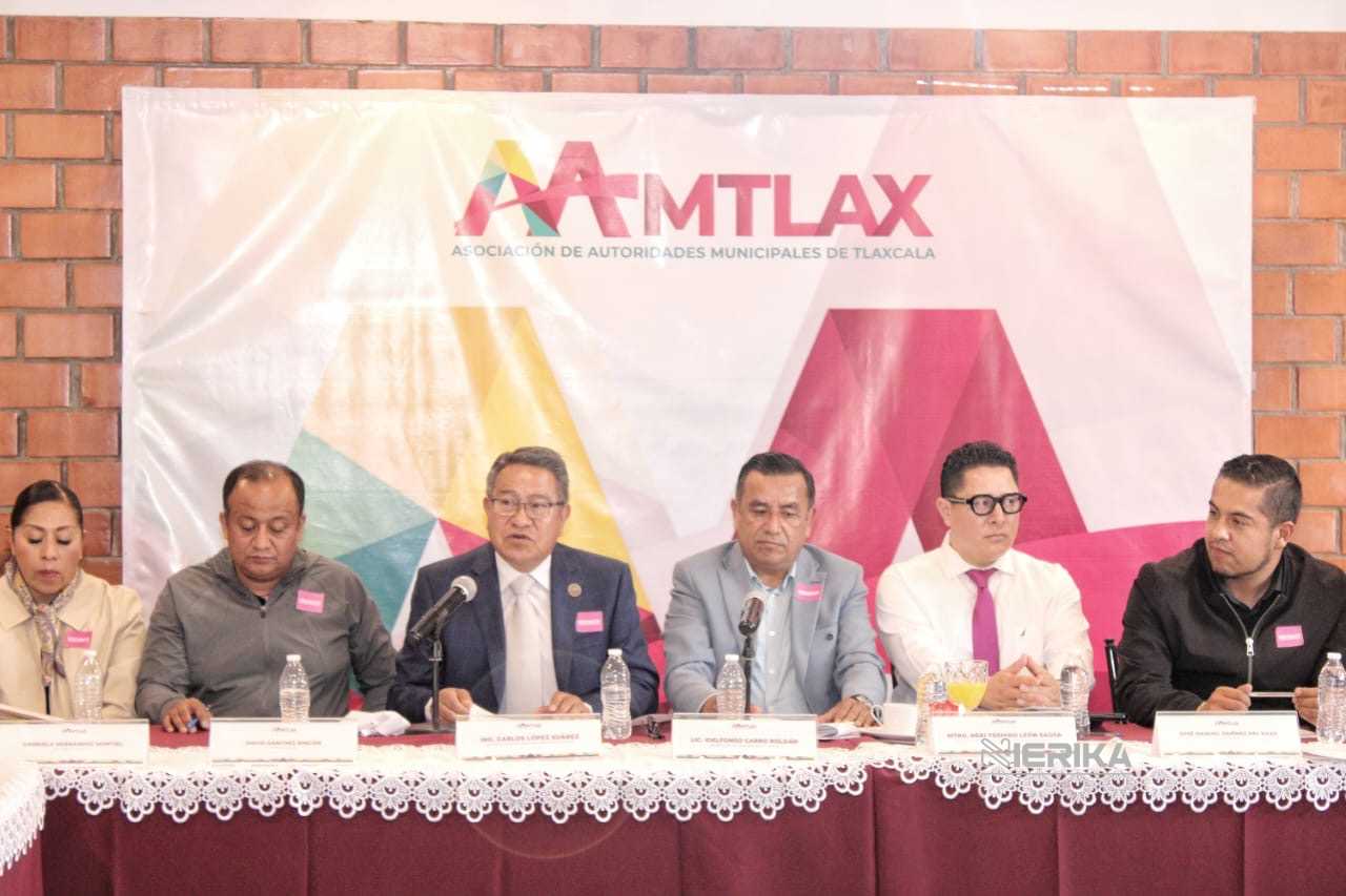 PRESIDENTE MUNICIPAL DE TLAXCALA CARLOS LÓPEZ SUÁREZ RINDE PROTESTA COMO SECRETARIO EJECUTIVO DE LA AAMTLAX