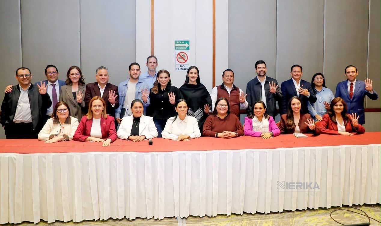 Ana Lilia Rivera participa en reunión nacional de coordinadores de Morena para articular trabajo territorial y unidad